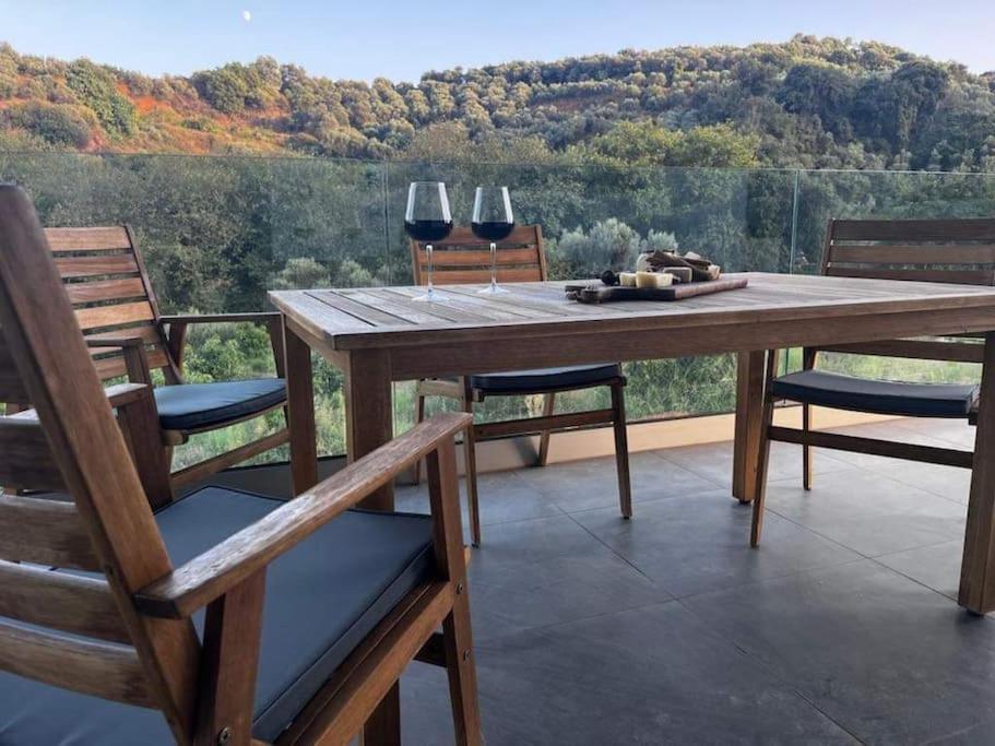 Ek Ornelakis, Luxury Country House With Jacuzzi Chania  Luaran gambar