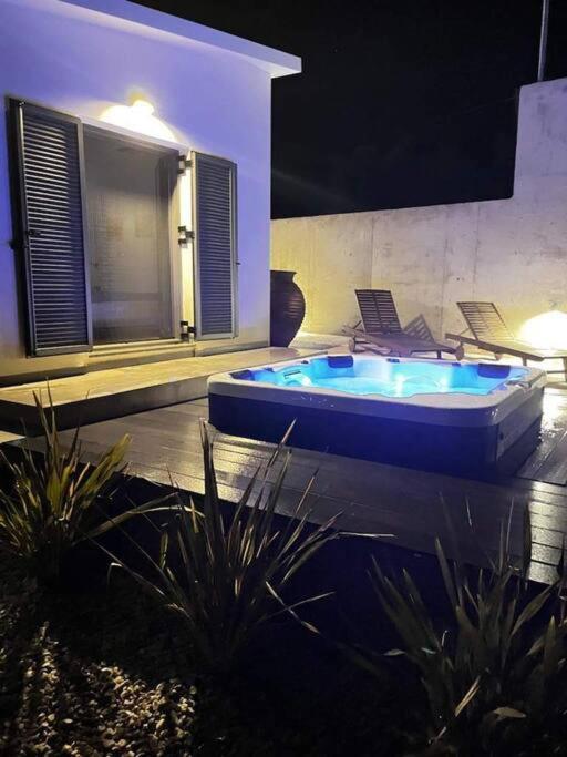 Ek Ornelakis, Luxury Country House With Jacuzzi Chania  Luaran gambar